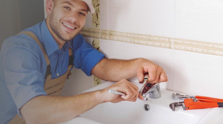 Kitchen Faucet Repair Service in Salamonia, IN